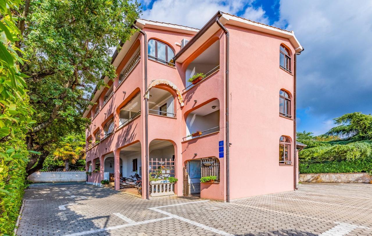 House Mocibob Lejlighed Tar-Vabriga Eksteriør billede